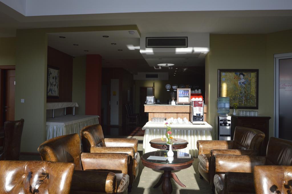 Duvet Center Hotel สโกเปีย ภายนอก รูปภาพ