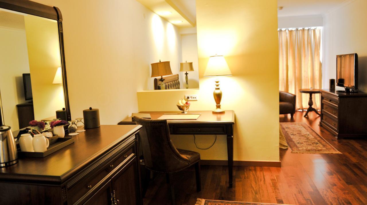 Duvet Center Hotel สโกเปีย ภายนอก รูปภาพ