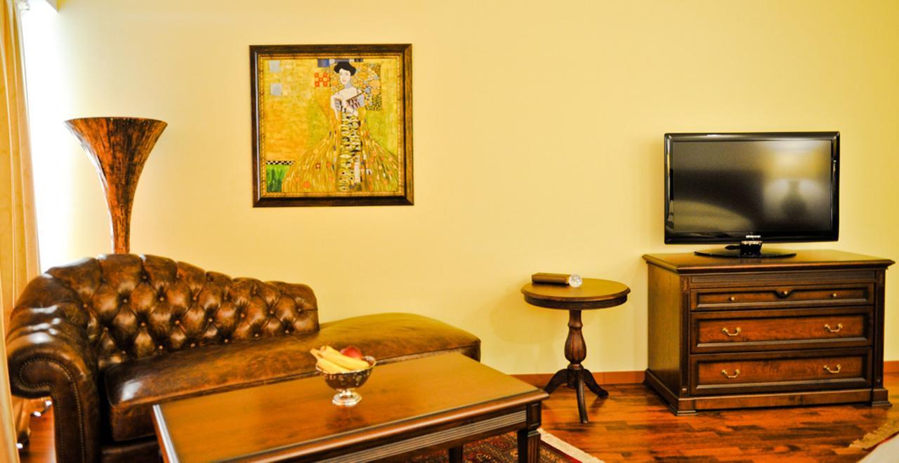 Duvet Center Hotel สโกเปีย ภายนอก รูปภาพ